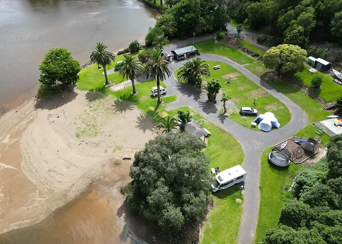 Motels Waterfalls Estate - & Campground